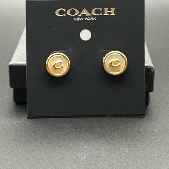 NWT Coach Signature C Mother of Pearl Coin Stud Earrings - Gold Tone - Picture 2 of 6